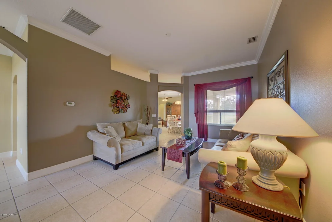 Photo of 5890 Rusack Drive