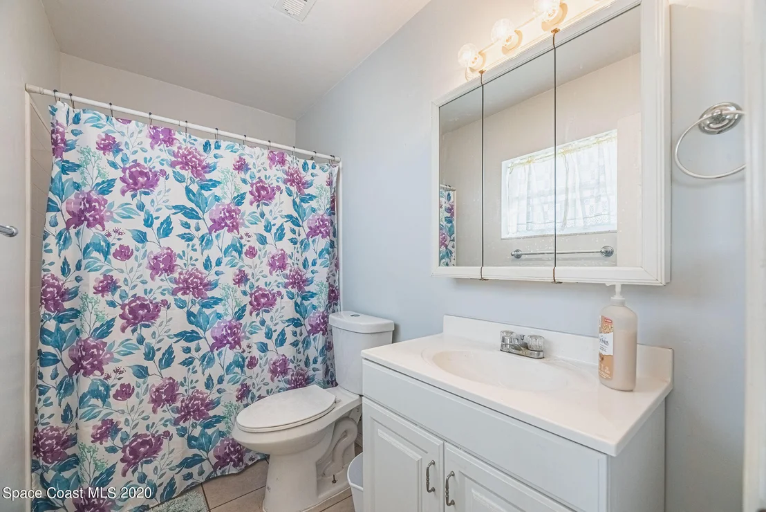 Photo of 337 Gemini Drive