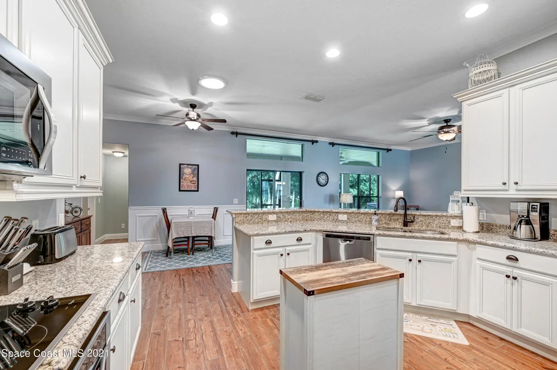Photo of 1358 Outrigger Circle