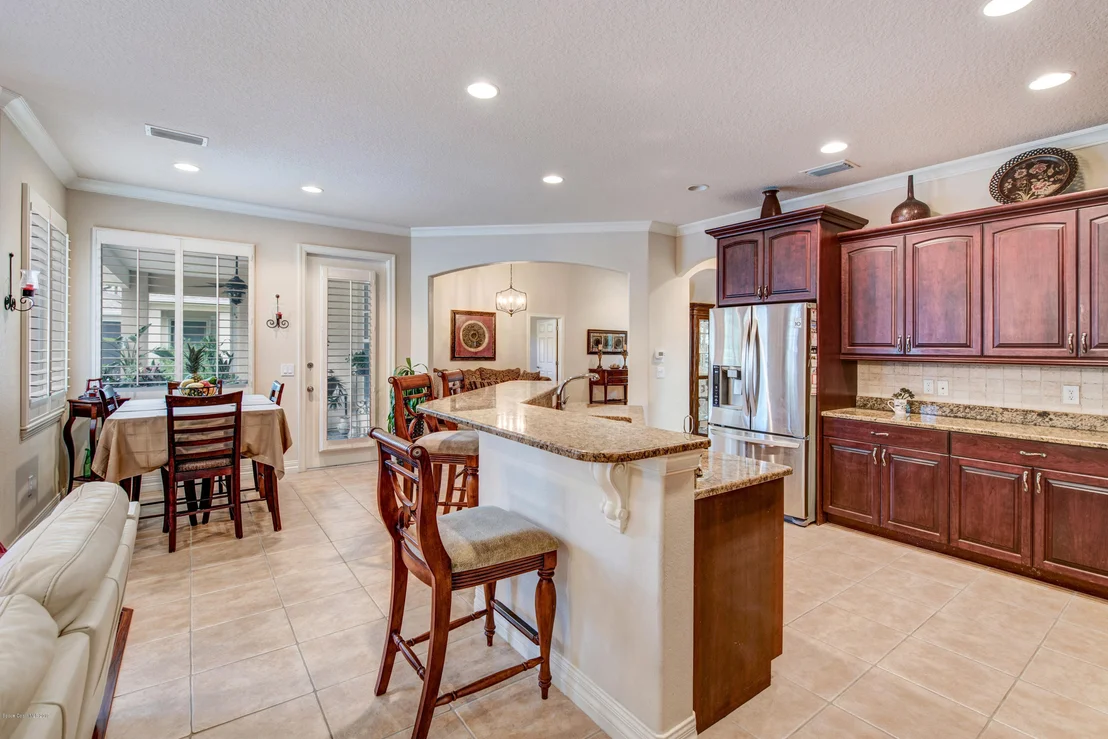 Photo of 2045 Botanica Circle