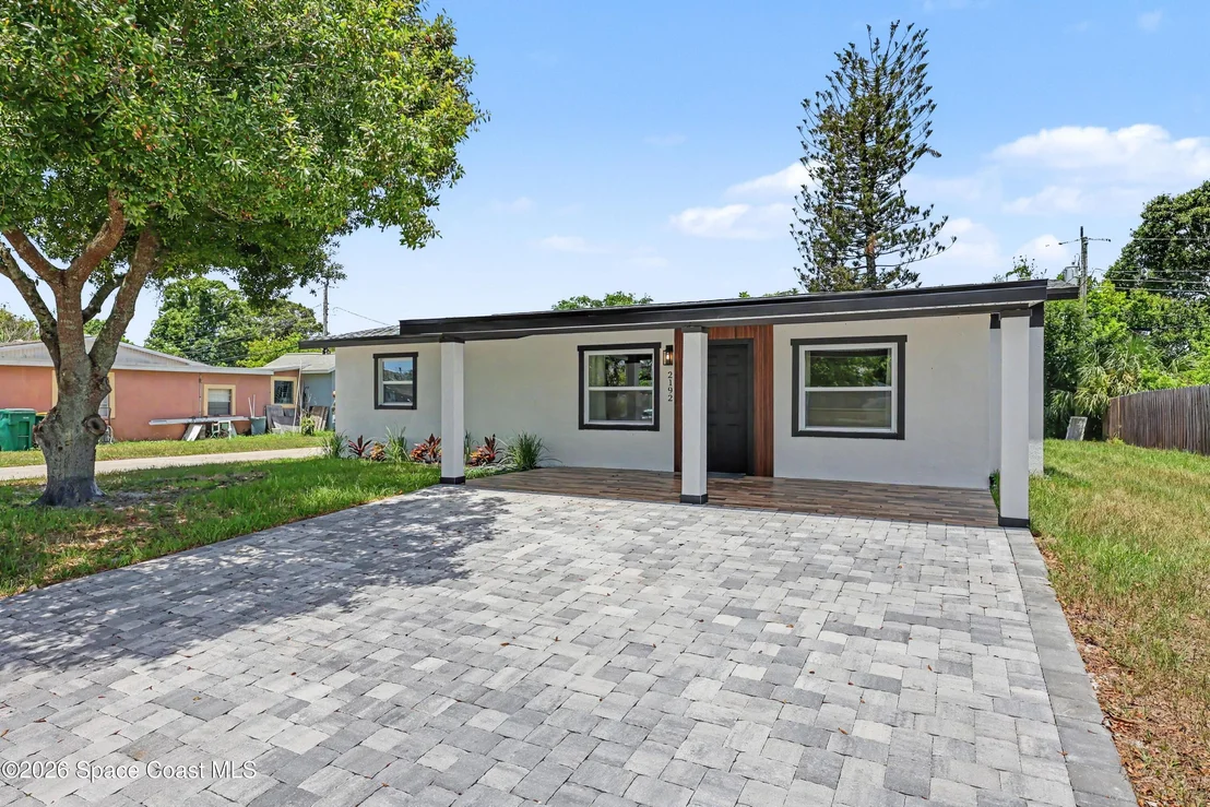 Photo of 2192 King Richard Road