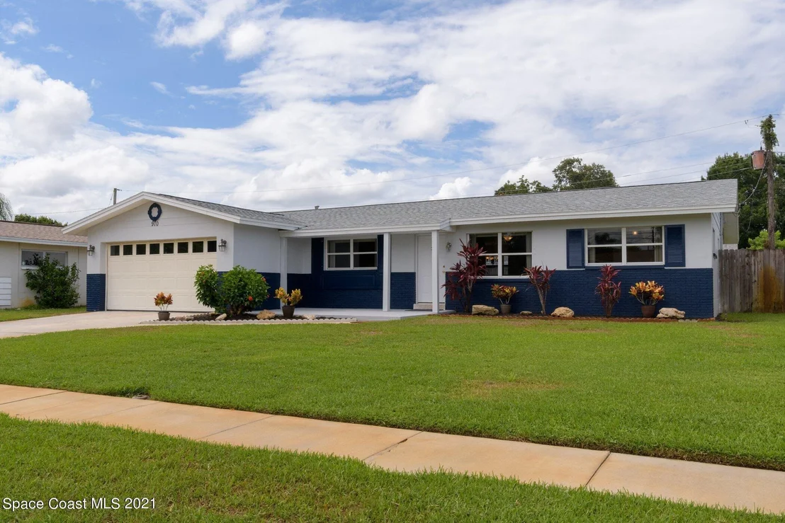 Photo of 910 Jefferson Road