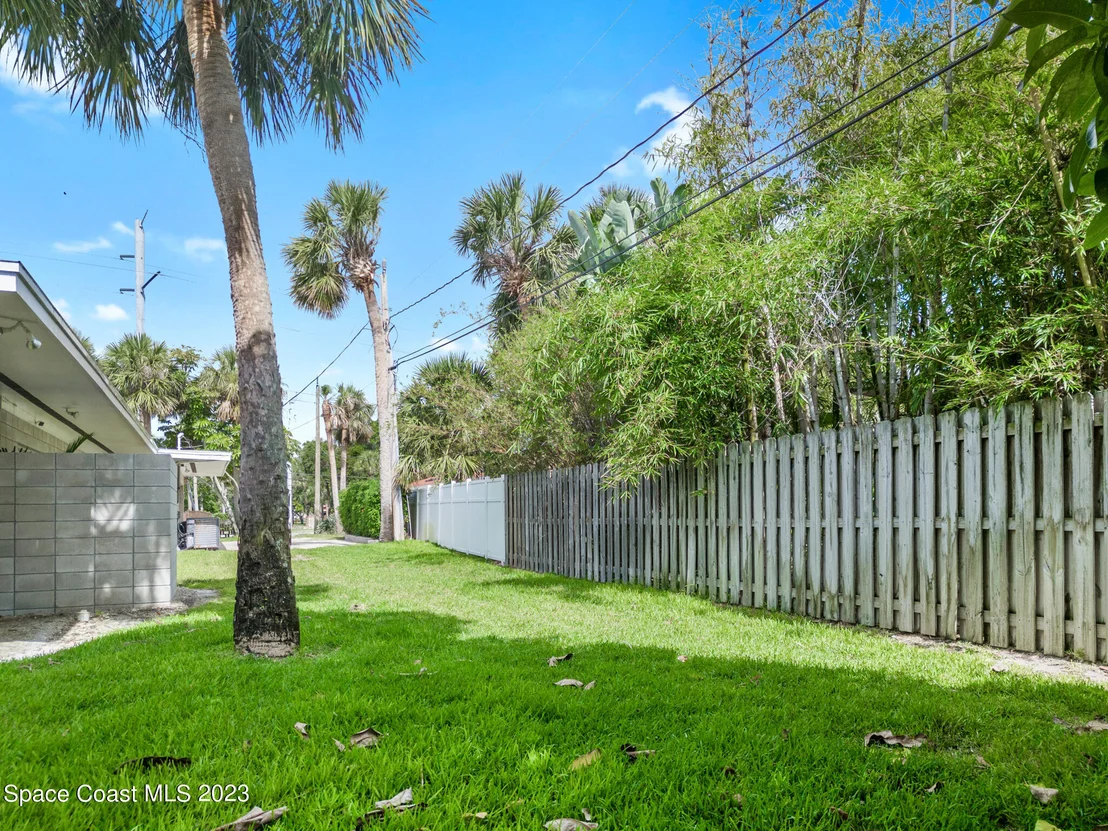 Photo of 598 Seabreeze Drive
