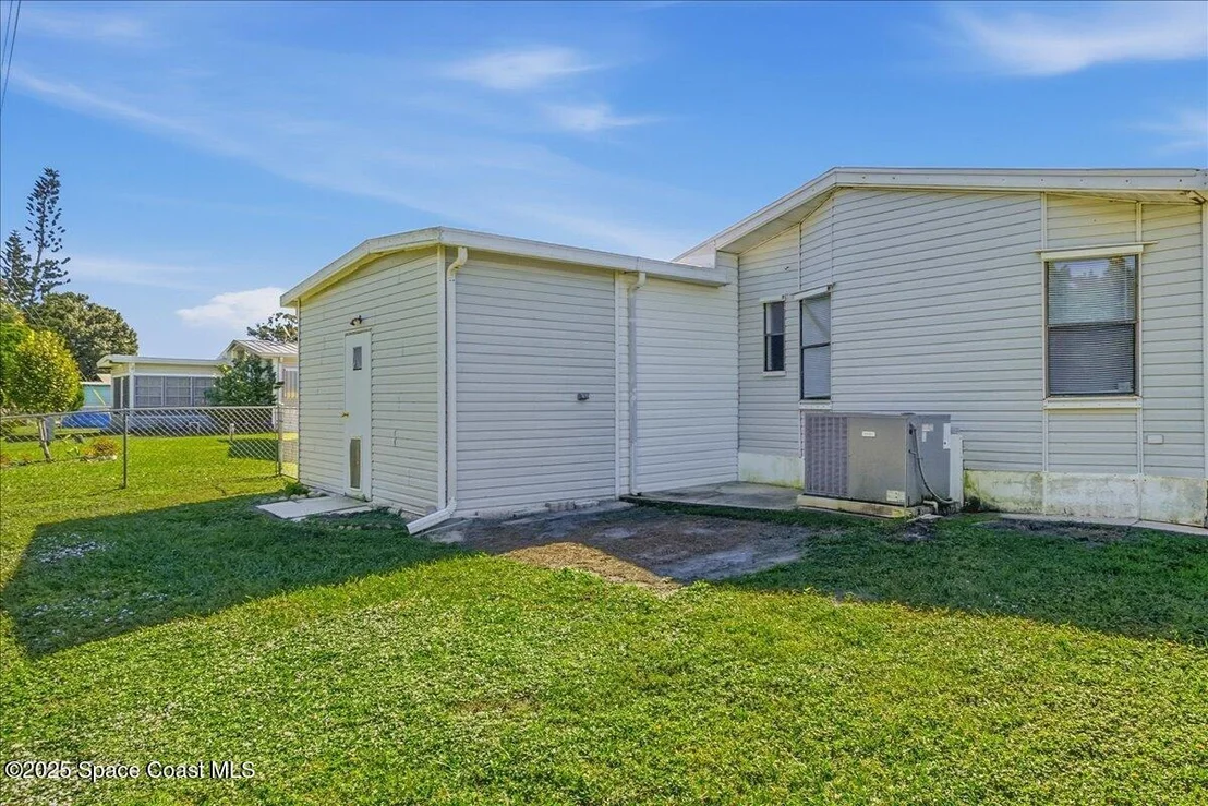 Photo of 1131 Tequesta Drive