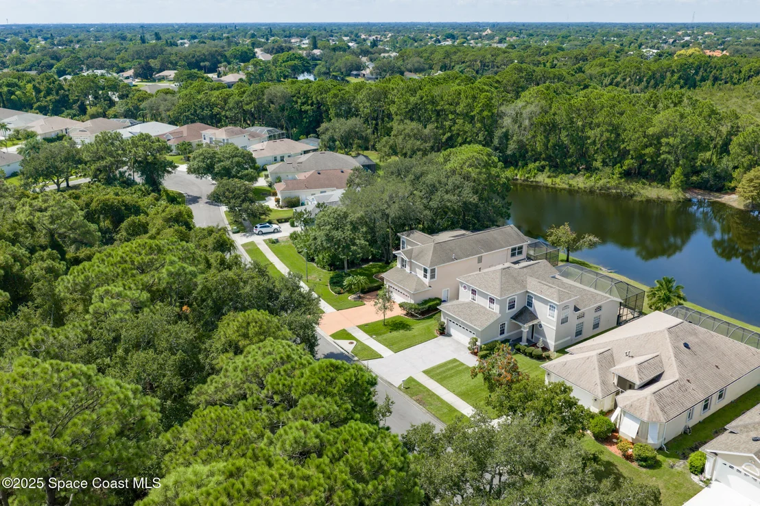 Photo of 853 Suntree Woods Drive