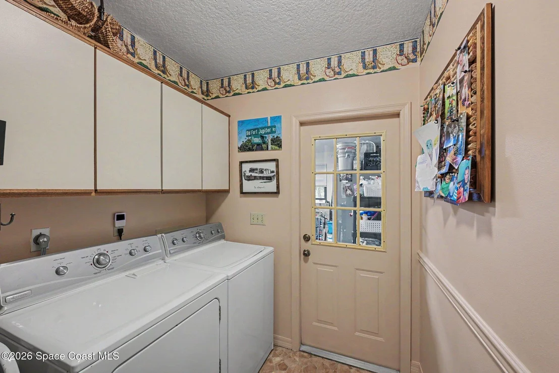 Photo of 1810 Whispering Oaks Circle