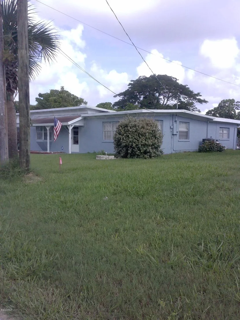 Photo of 1648 Dixie Way