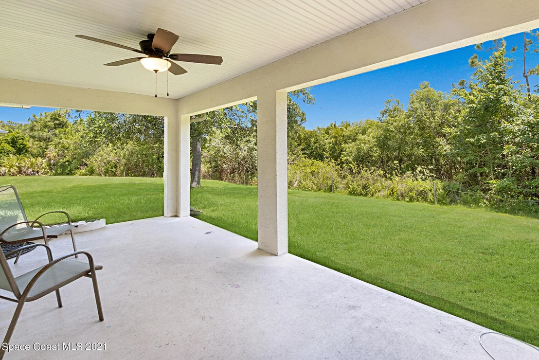 Photo of 915 Bryce Lane