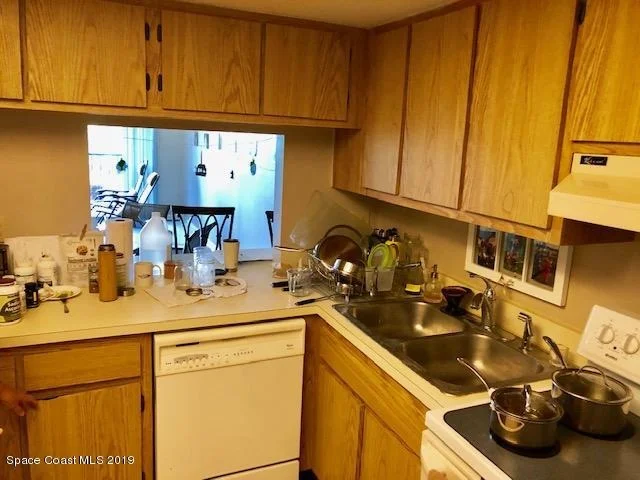 Photo of Unit 231 at 2975 Thrush Drive