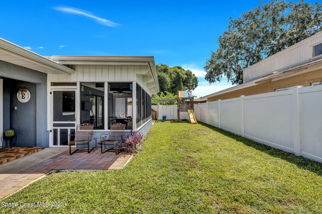Photo of 245 Applewood Circle