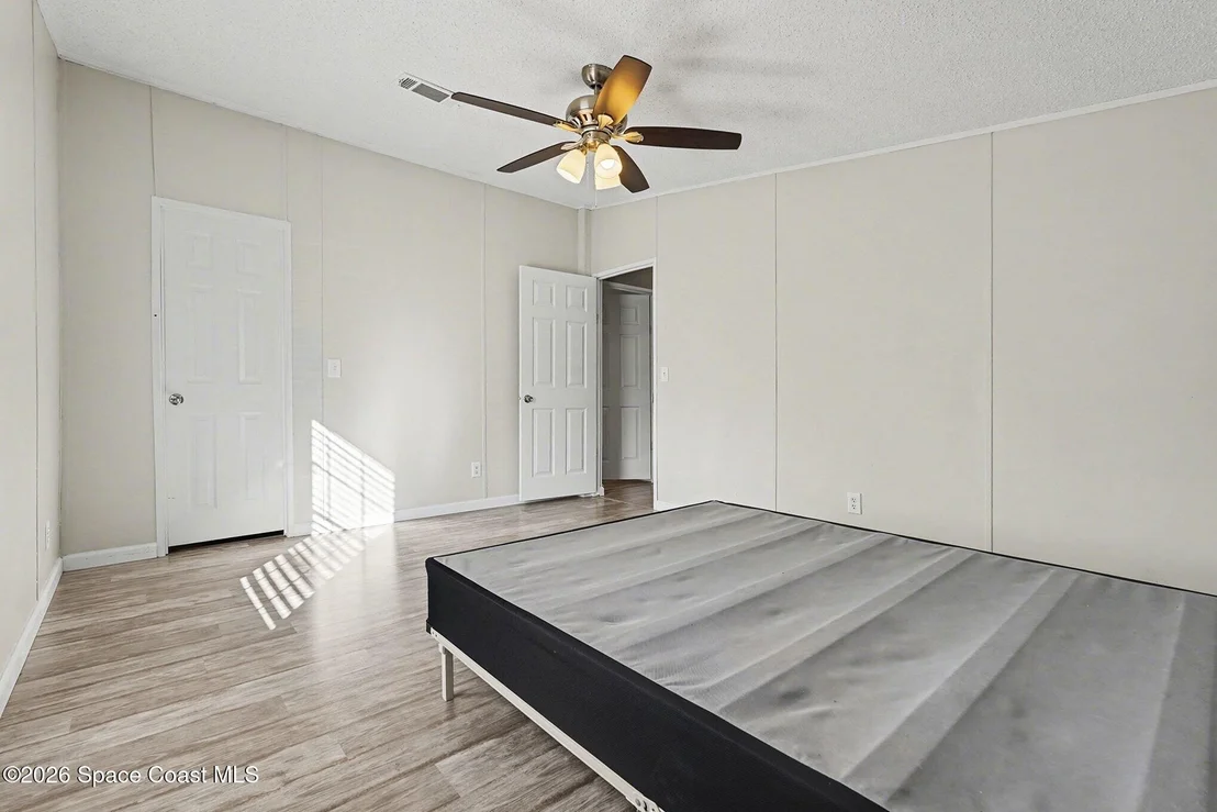 Photo of 926 Laurel Circle
