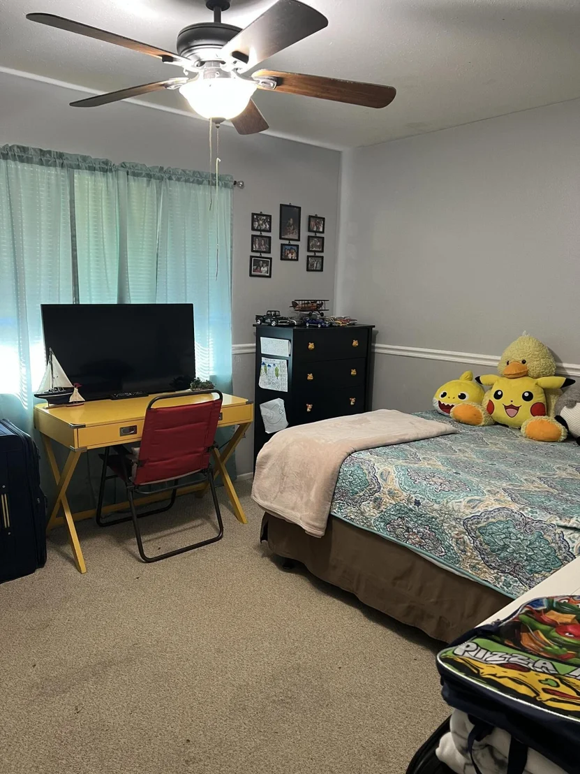 Photo of 1240 Bard Lane NE