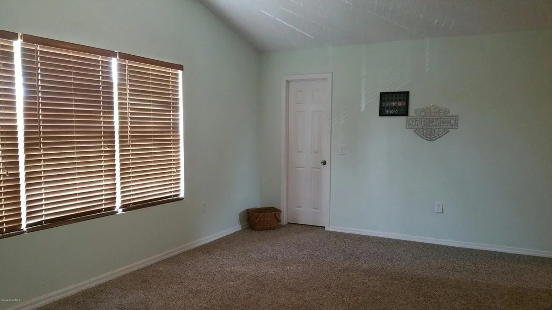 Photo of 284 Sedgewood Circle