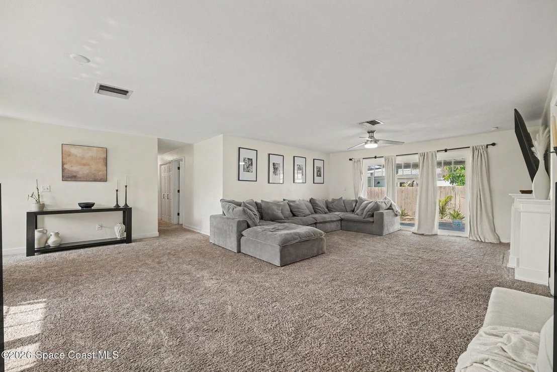 Photo of 2355 Reef Avenue