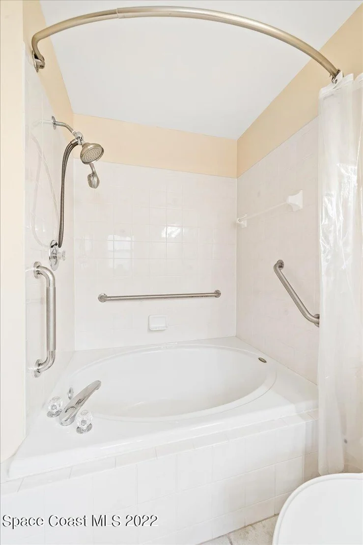 Photo of 958 Tamarind Circle
