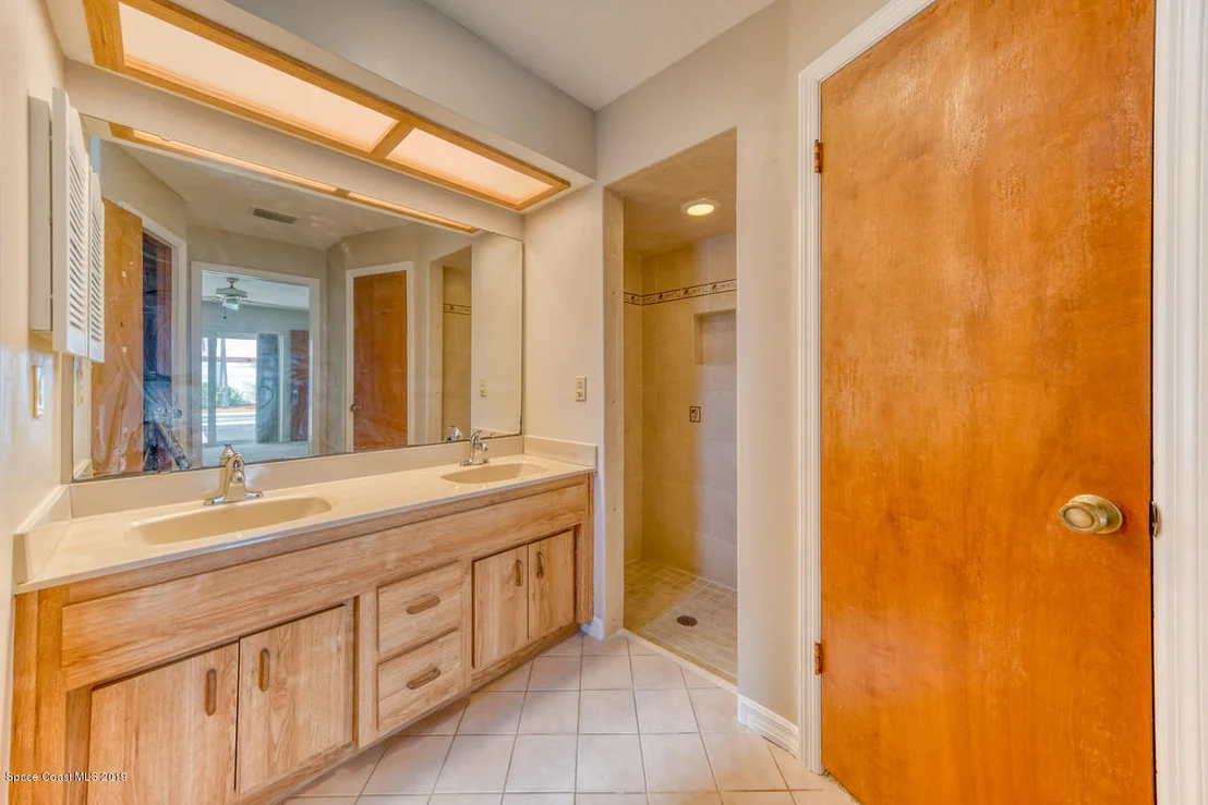 Photo of 705 Atlantic Drive