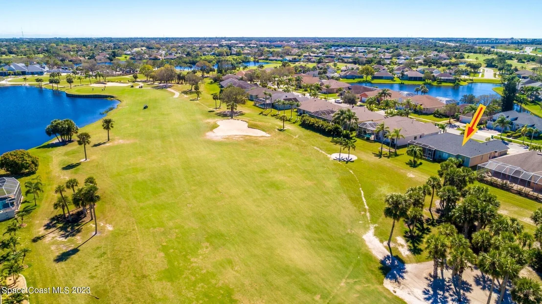 Photo of 2563 Canterbury Circle