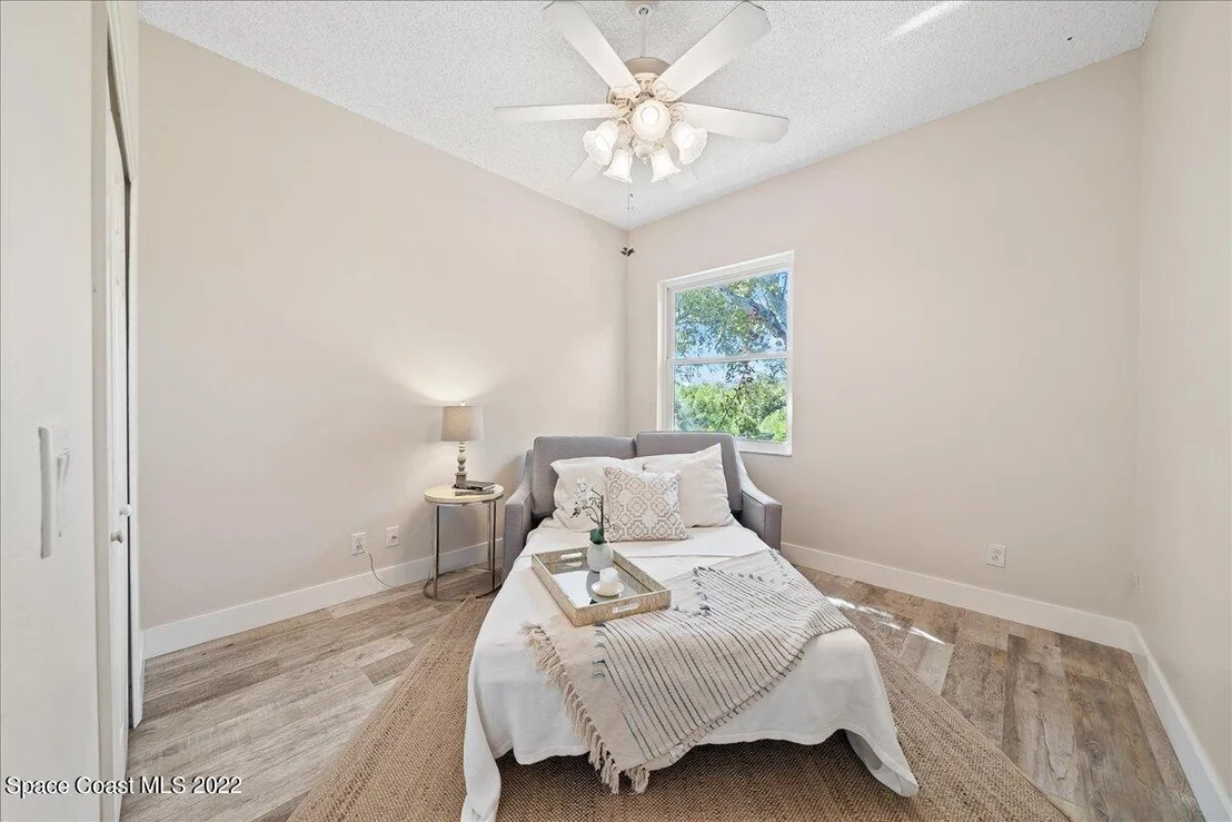 Photo of 5142 Cocoplum Avenue