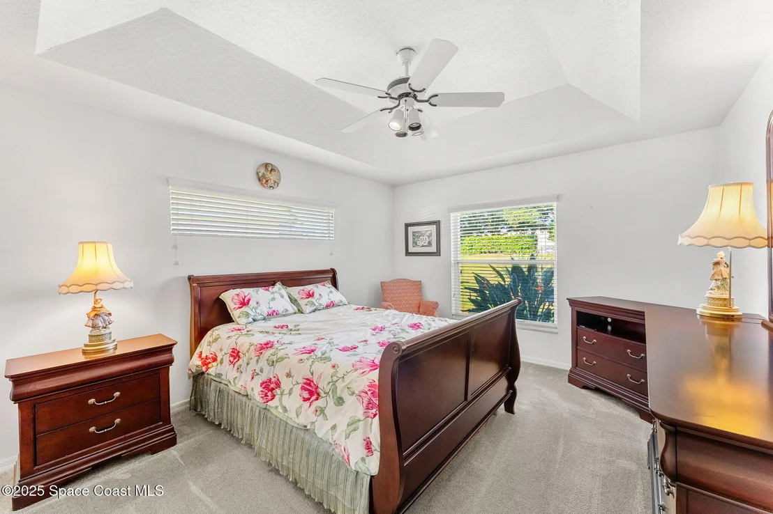 Photo of 926 Pine Creek Circle NE