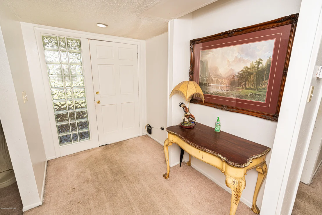 Photo of 725 Angle Street NE