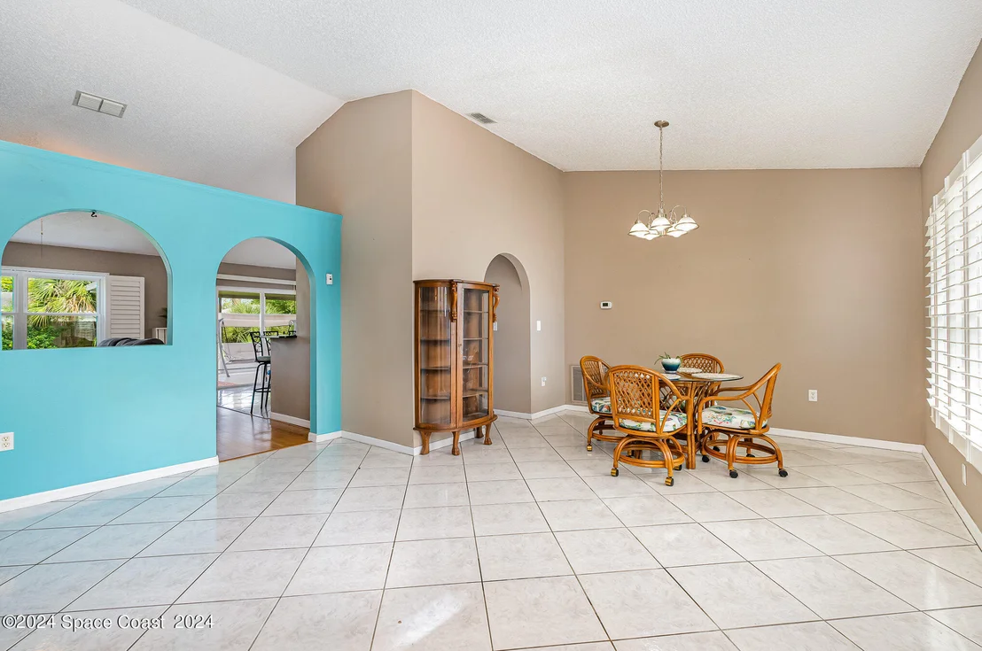 Photo of 6237 Arbor Avenue