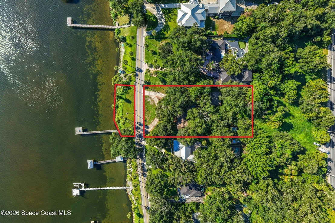 Photo of 925 N Indian River Drive