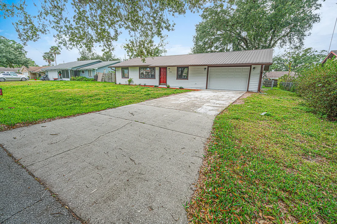Photo of 2520 Umbrella Tree Drive