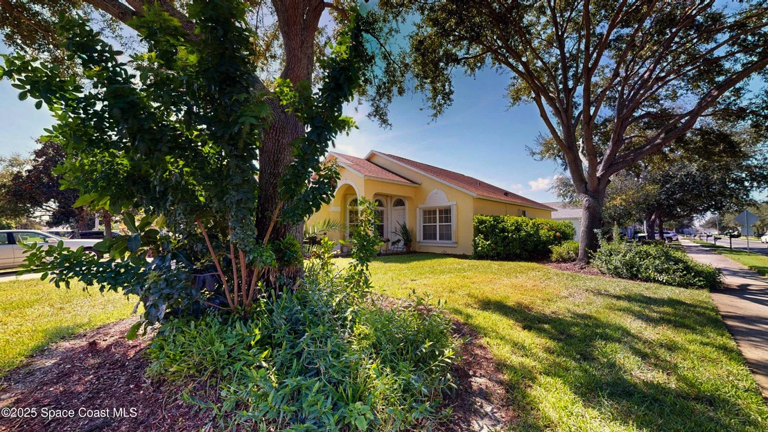 Photo of 3401 Deer Lakes Drive