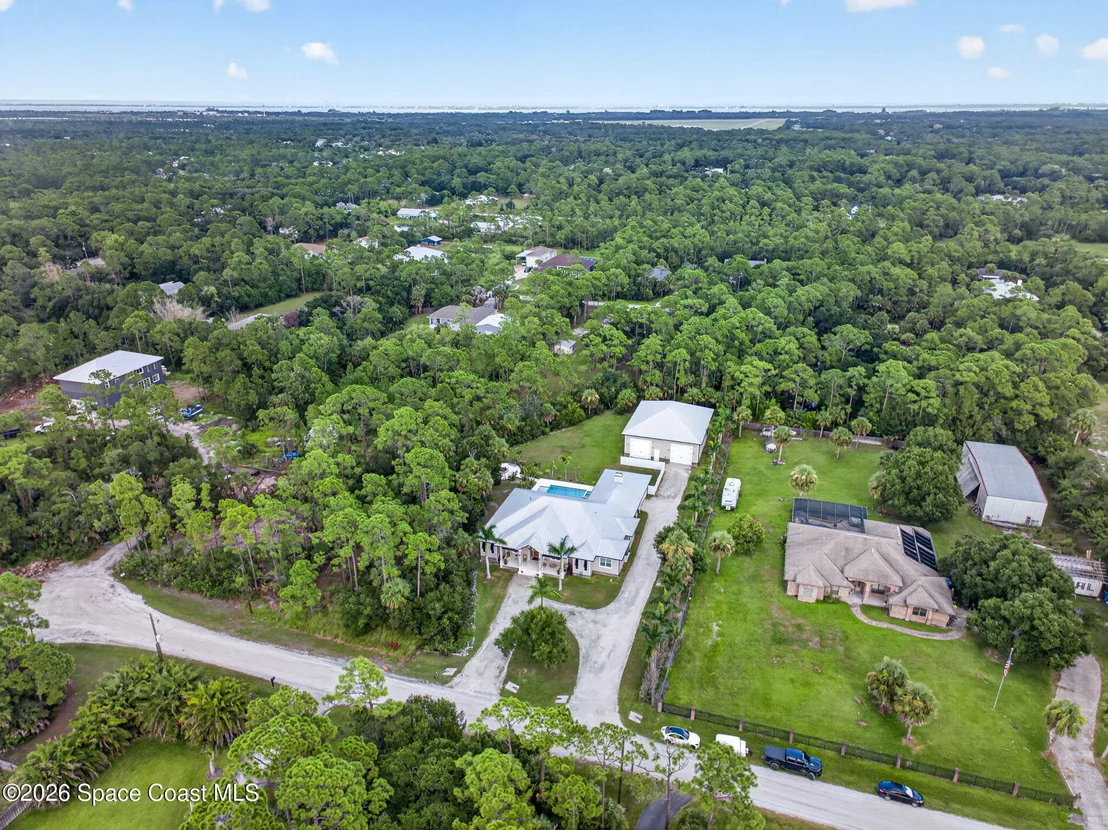 Photo of 3865 Reynolds Road