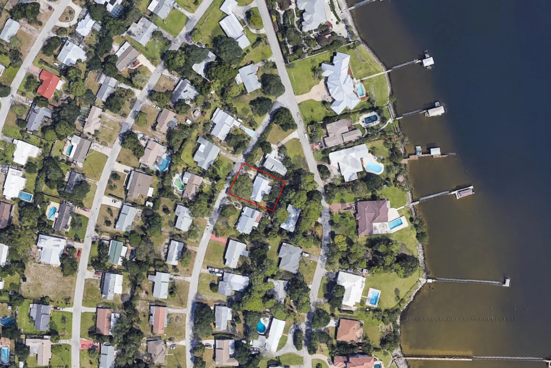 Photo of 749 Everglade Drive