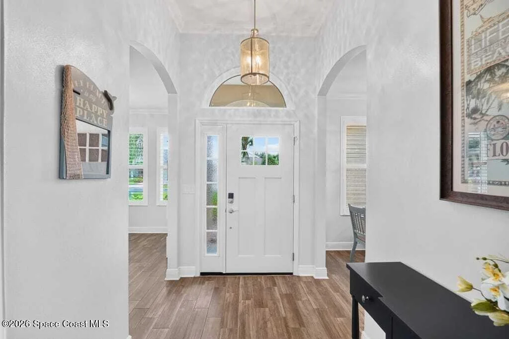 Photo of 228 Abernathy Circle SE