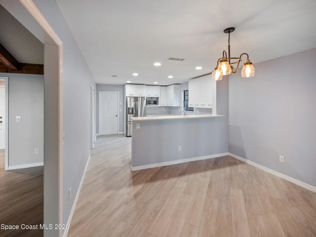 Photo of 5420 Edgewater Court