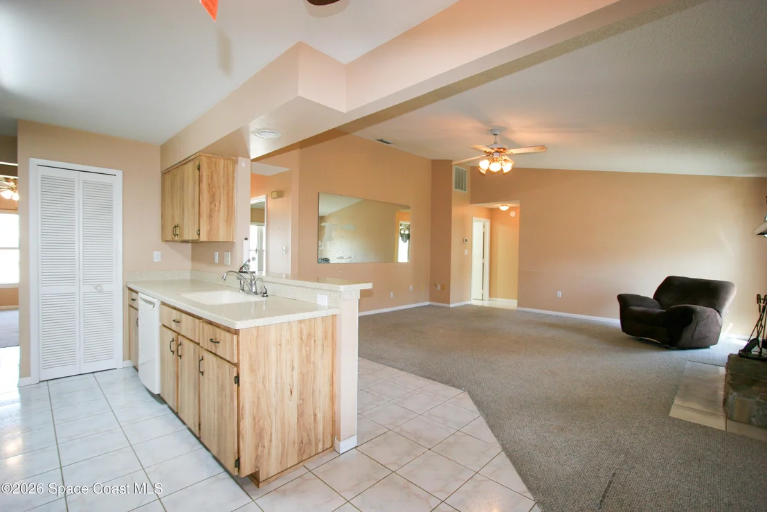 Photo of 819 Gardener Road
