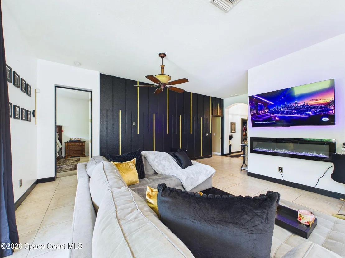 Photo of 501 Carley Lane