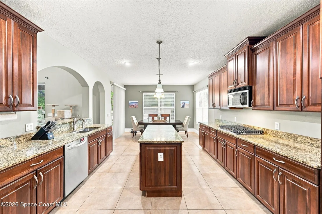 Photo of 1329 Tipperary Drive