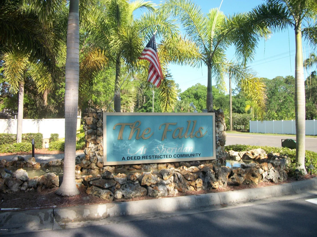 Photo of 875 Shoshone Lane