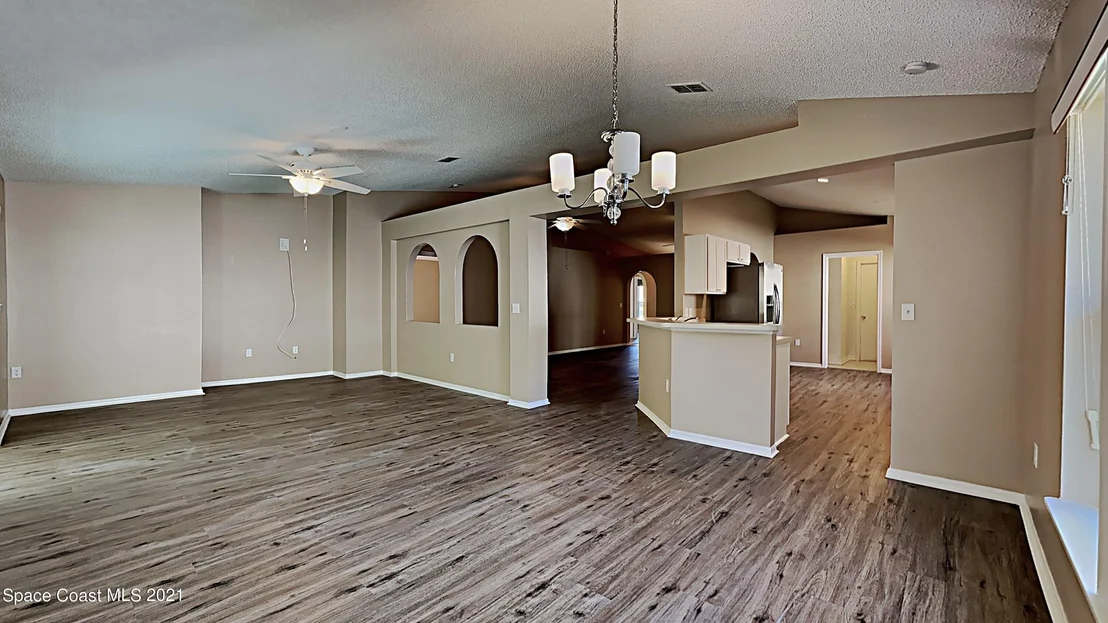 Photo of 2215 Spring Creek Circle