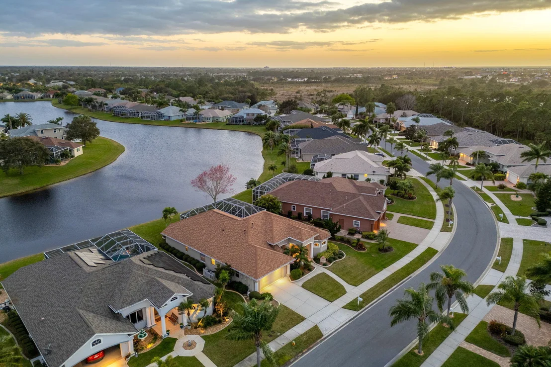 Photo of 1200 Starling Way