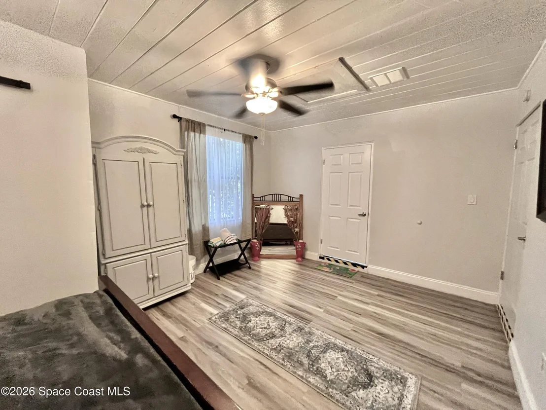 Photo of 2000 Sarno Road