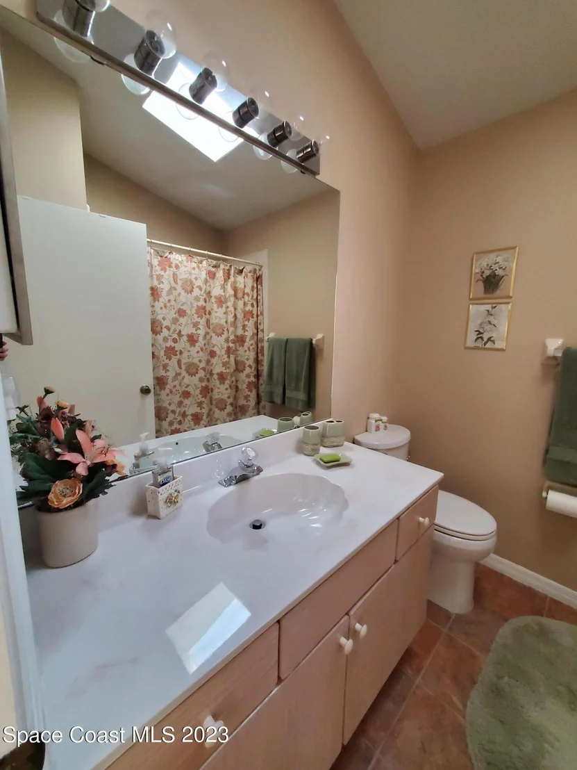 Photo of 1058 S Fork Circle