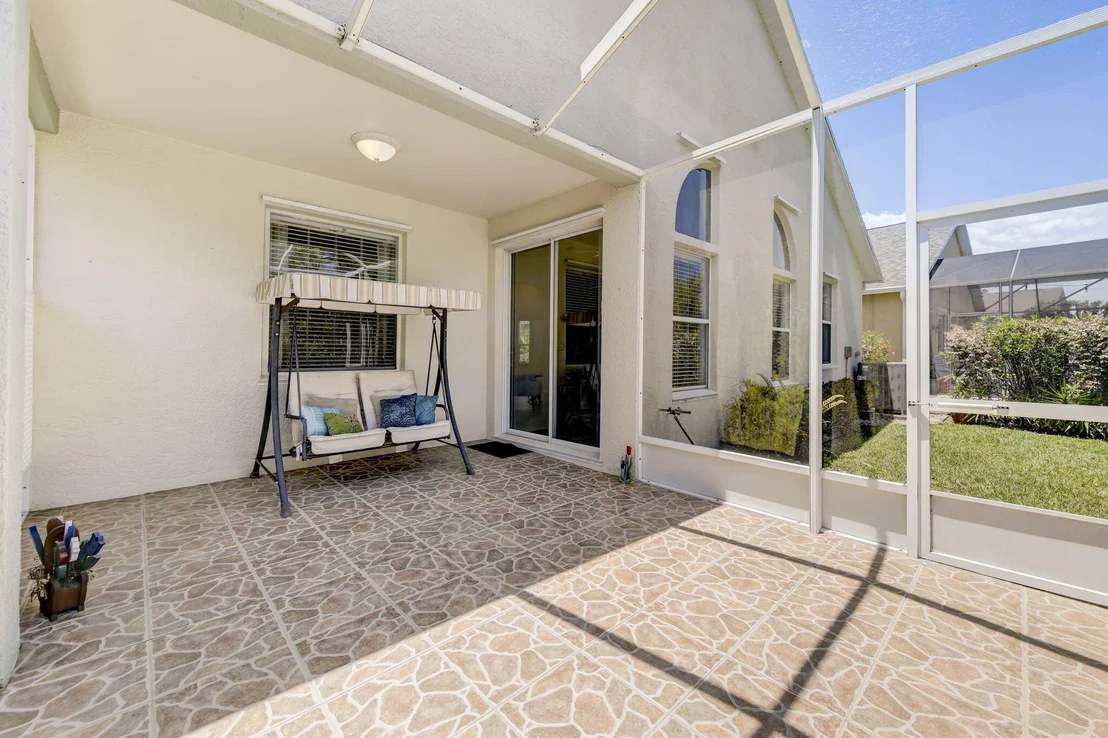 Photo of 4621 Portage Trail