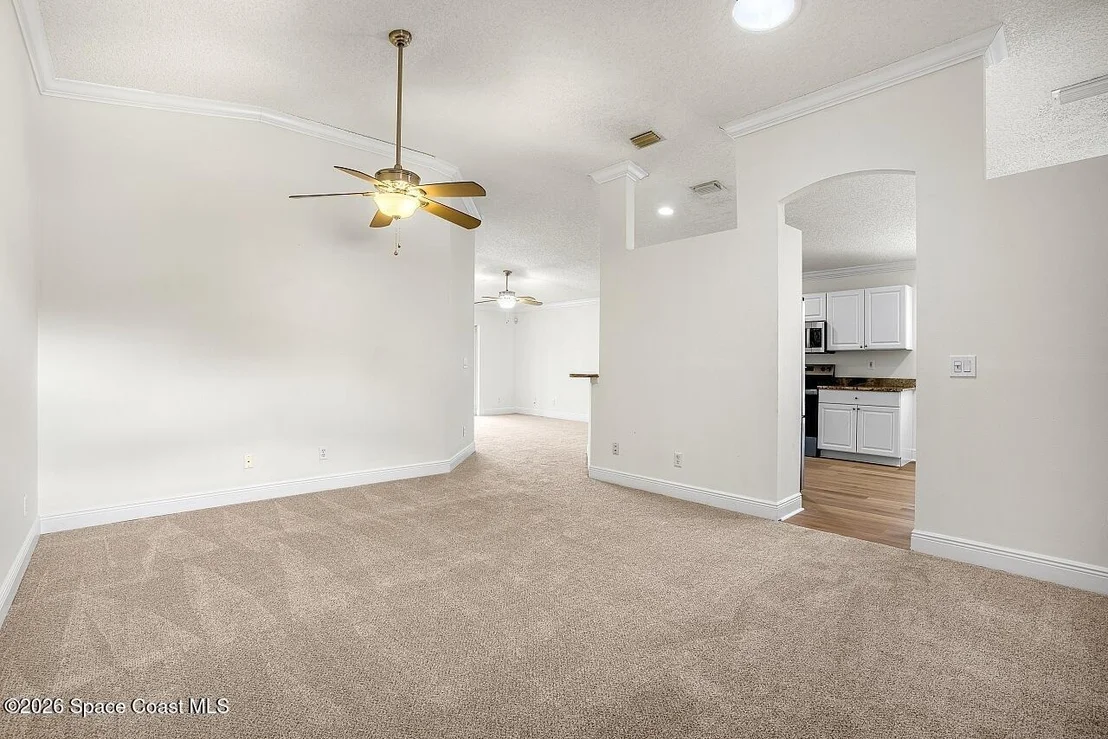 Photo of 966 E 13th Square