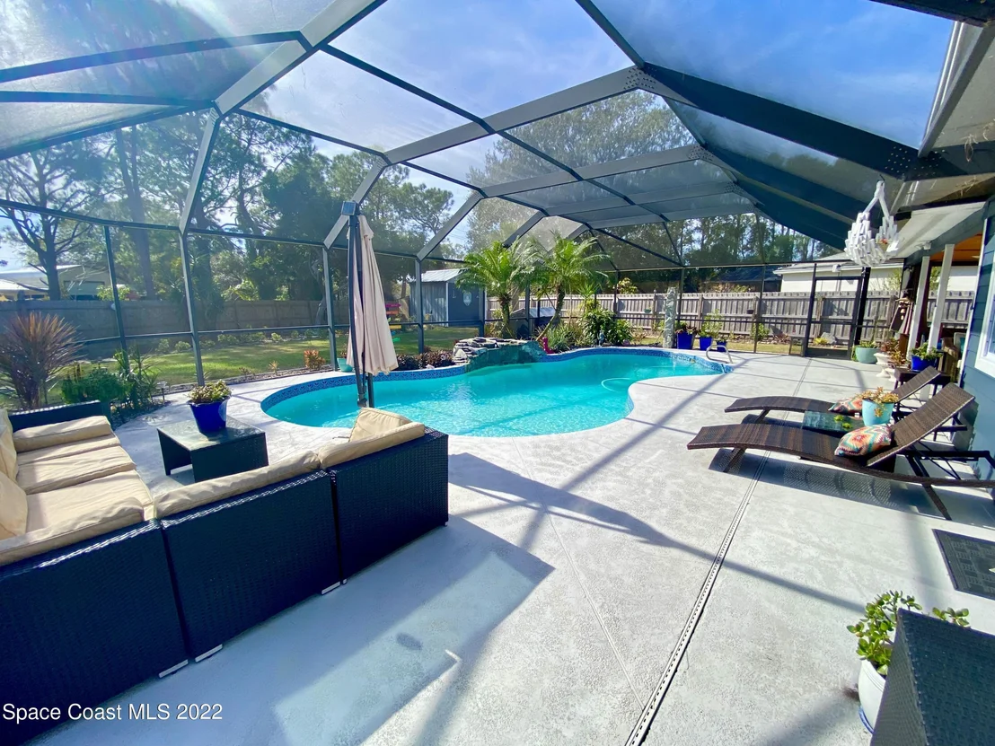 Photo of 5675 Curtis Boulevard