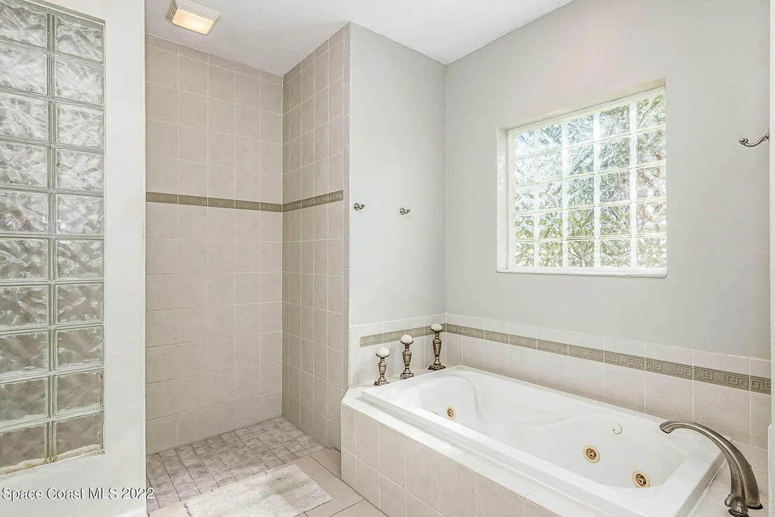 Photo of 896 Belmont Place