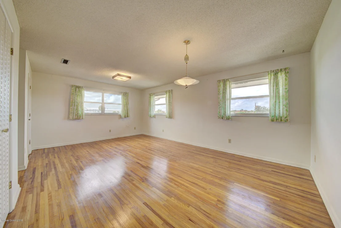 Photo of 381 Chester Drive