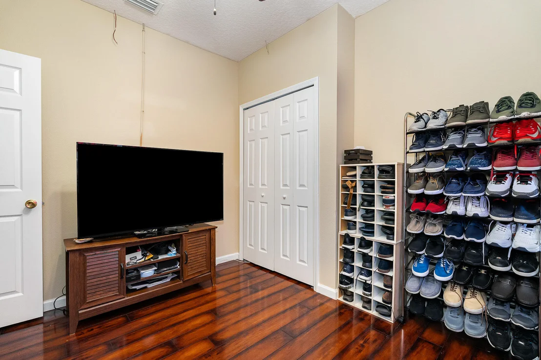 Photo of 472 Cressa Circle