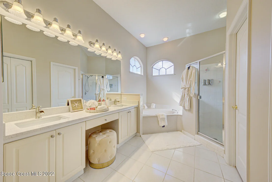 Photo of 993 Wildwood Drive