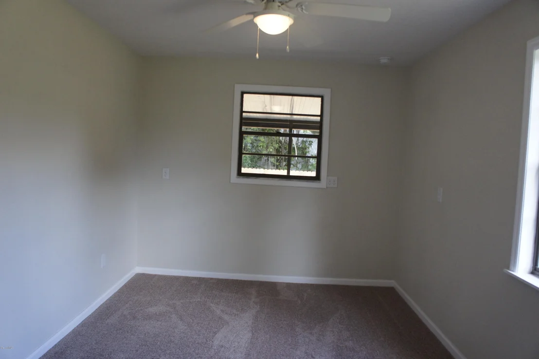 Photo of 1833 Oakwood