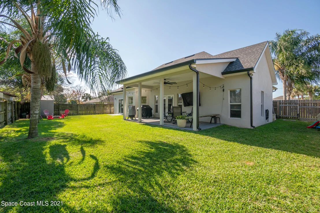 Photo of 6495 Bamboo Avenue