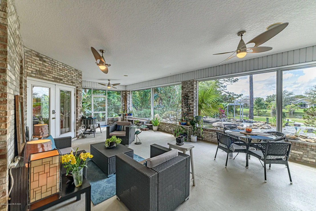Photo of 4434 Long Lake Road